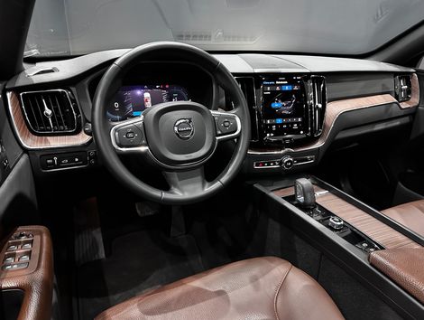 Volvo XC 60 T-8 INSCRIPTION 2.0 (Híbrido)