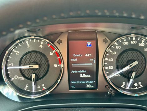 Toyota Hilux CD SRX Plus 4x4 2.8 TDI Die. Aut.