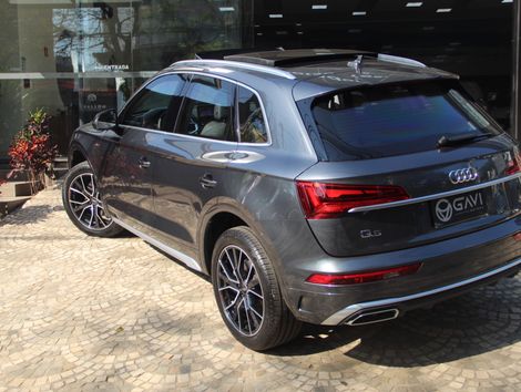 Audi Q5 S-Line 2.0 TFSI Quattro S-tronic