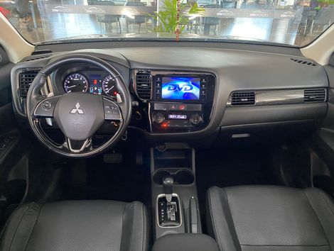Mitsubishi OUTLANDER 2.0 16V 160cv Aut.