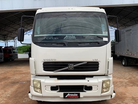 VOLVO VM 260 6x2 2p (diesel)