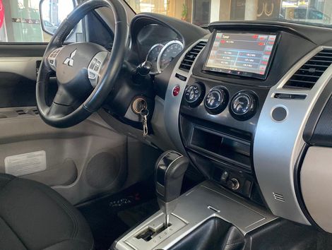 Mitsubishi Pajero DAKAR HPE 3.2 4x4 T.I Dies 5p Aut