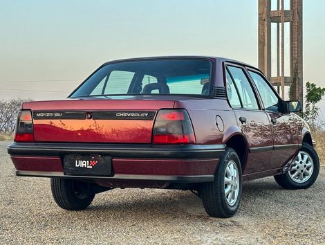 Chevrolet Monza GL 2.0 EFI/SL/L/650/Club/Barc.2e4p