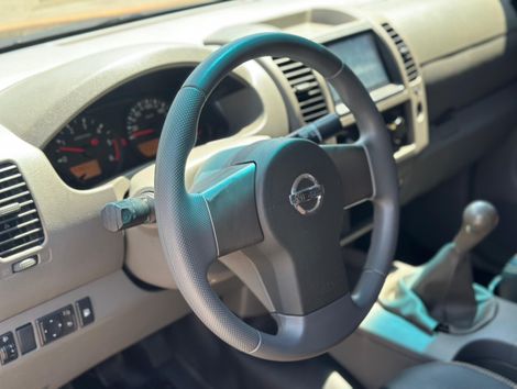 Nissan Frontier SE/SE Strik CD 4x2 2.5 TB Dies.