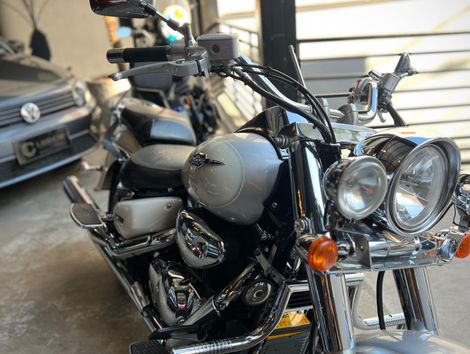 SUZUKI BOULEVARD C1500