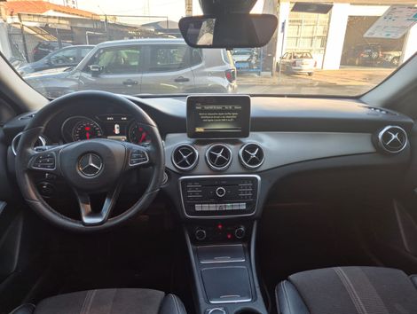 Mercedes GLA 200 Advance 1.6/1.6 TB 16V Flex Aut.