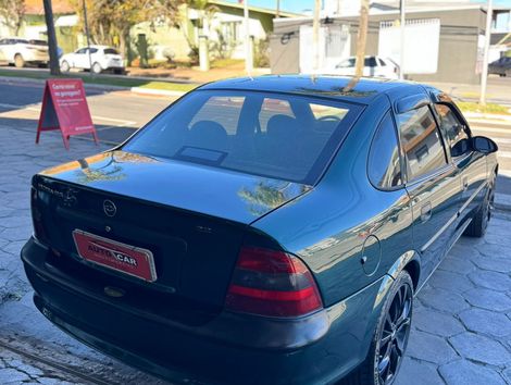 Chevrolet Vectra GLS/ Challenge 2.2 MPFI 16V