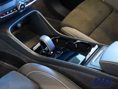 Volvo XC 40 Recharge Plus (Elétrico)