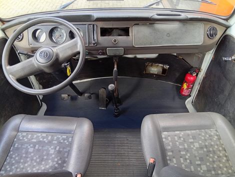 VolksWagen Kombi Carat