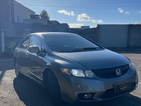 Honda Civic Sedan LXS 1.8/1.8 Flex 16V Aut. 4p