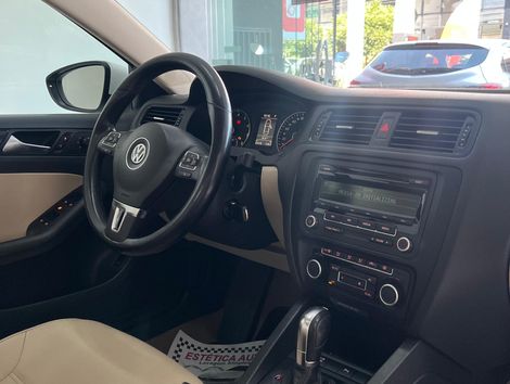 VolksWagen JETTA Comfortline 2.0 T.Flex 8V 4p Tipt.