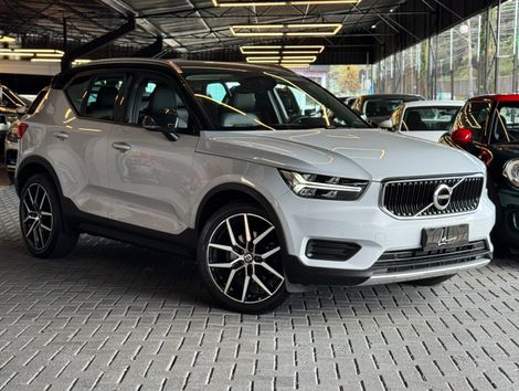 Volvo XC 40 T-5 MOMENTUM 2.0 252cv AWD