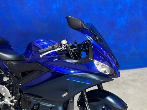 YAMAHA YZF R-3 321/ABS
