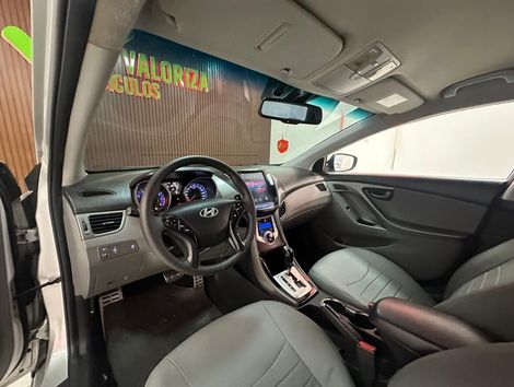 Hyundai Elantra GLS 1.8 16V Aut.
