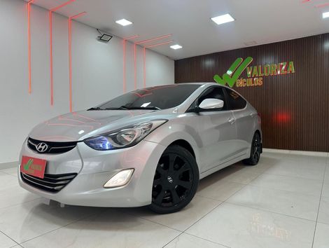 Hyundai Elantra GLS 1.8 16V Aut.