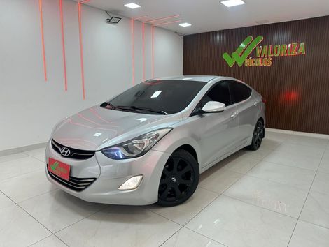 Hyundai Elantra GLS 1.8 16V Aut.