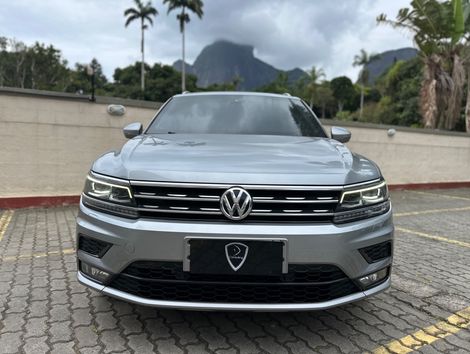 VolksWagen TIGUAN Allspac Comf 250 TSI 1.4 Flex