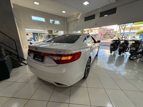 Hyundai AZERA 3.0 V6 24V 4p Aut.