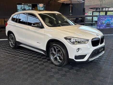 BMW X1 SDRIVE 20i X-Line 2.0 TB Active Flex