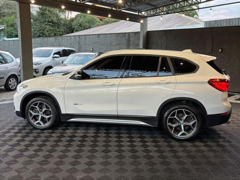 BMW X1 SDRIVE 20i X-Line 2.0 TB Active Flex