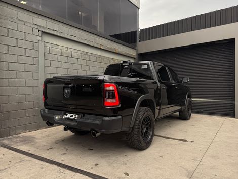 RAM 1500 REBEL 5.7 HEMI CD V8 4x4 Aut.