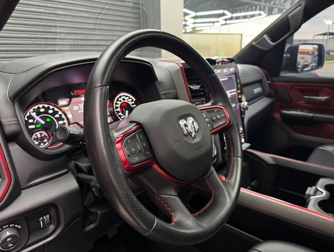 RAM 1500 REBEL 5.7 HEMI CD V8 4x4 Aut.