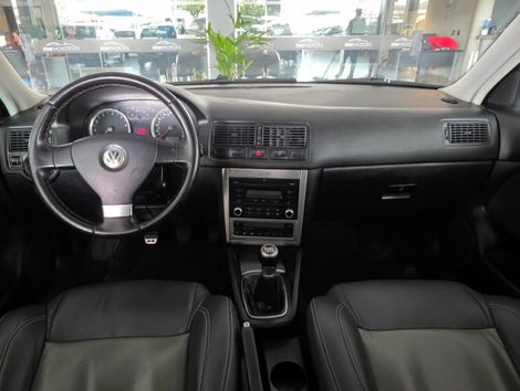 VolksWagen Golf  TECH 1.6 Mi Total Flex 8V 4p