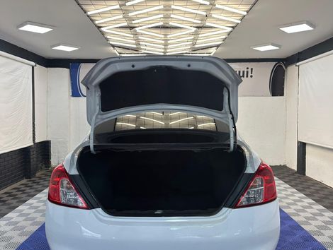 Nissan VERSA S 1.6 16V Flex Fuel 4p Mec.