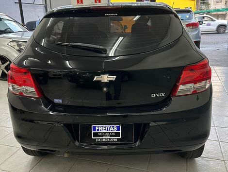 Chevrolet ONIX HATCH LS 1.0 8V FlexPower 5p Mec.