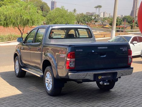 Toyota Hilux CD SRV D4-D 4x4 3.0 TDI Diesel Aut