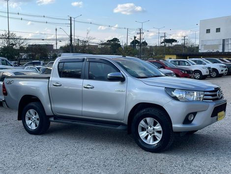 Toyota Hilux CD SRV 4x4 2.8 TDI Diesel Aut.