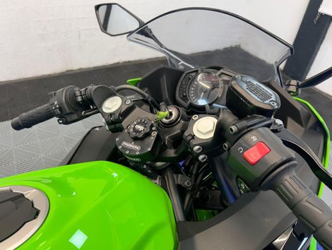 KAWASAKI NINJA 400