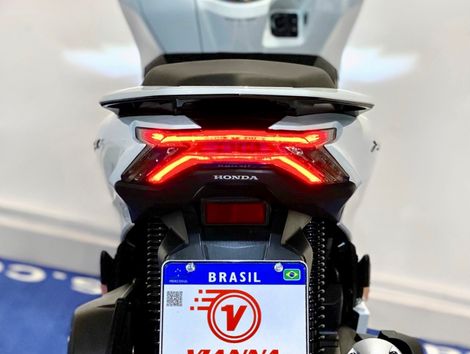 HONDA PCX 160 DLX