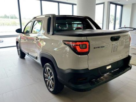 Fiat Strada Volcano 1.3 Flex 8V CD