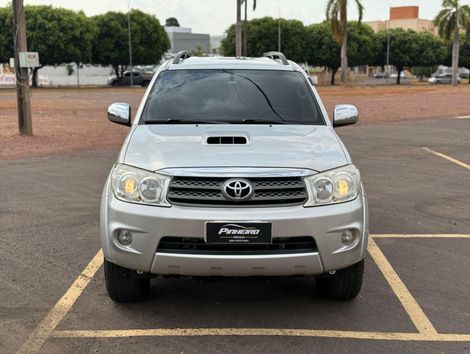 Toyota Hilux SW4 4x4 3.0 8V TB Diesel