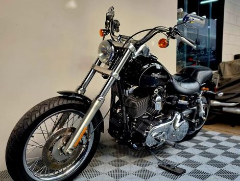 Harley DYNA SUPER GLIDE CUSTOM