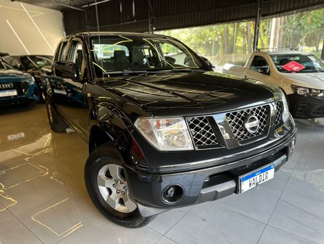 Nissan Frontier LE ATTACK CD 4x4 2.5 TB Die.Aut