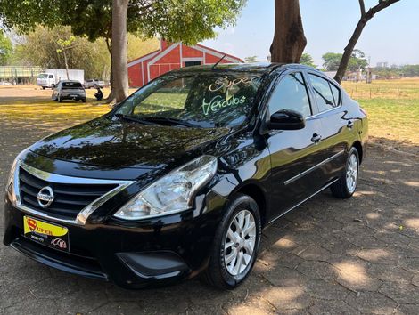 Nissan VERSA SV 1.6 16V FlexStart 4p Aut.