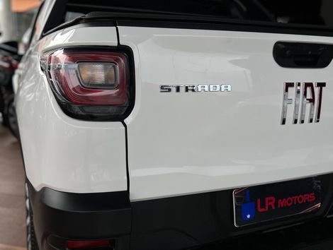 Fiat Strada Volcano 1.3 Flex 8V CD