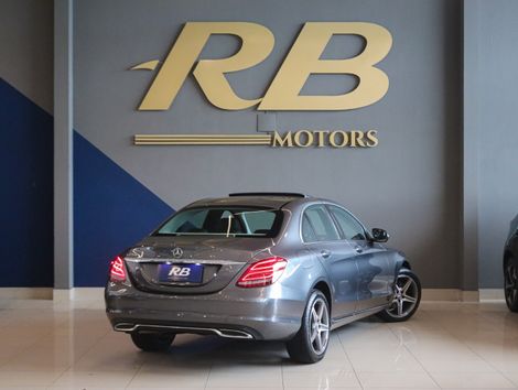 Mercedes C-250 Avantgarde 2.0 TB 211cv Aut.