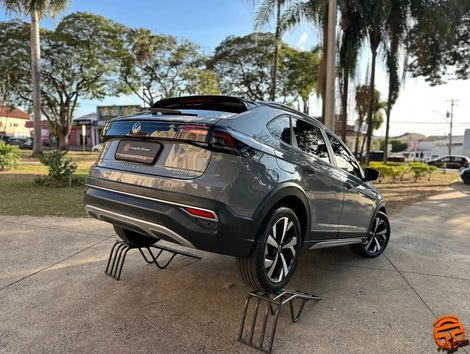 VOLKSWAGEN 1.0 200 TSI TOTAL FLEX HIGHLINE AUTOMÁTICO