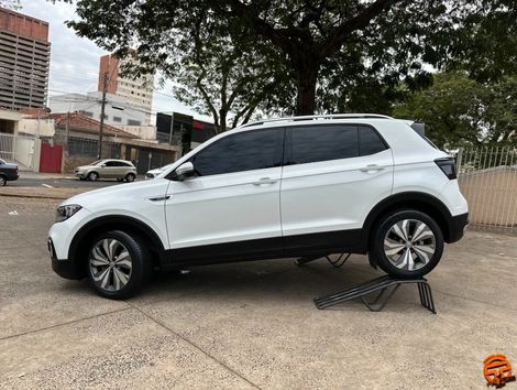 Volkswagen 1.4 250 TSI TOTAL FLEX HIGHLINE AUTOMÁTICO
