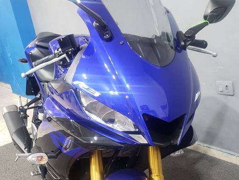 YAMAHA YZF R-3 321/ABS