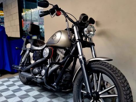 Harley DYNA SUPER GLIDE