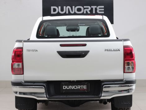 Toyota Hilux CD 4x4 2.8 Diesel Mec.