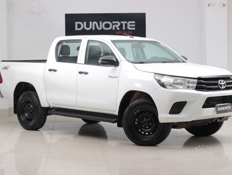 Toyota Hilux CD 4x4 2.8 Diesel Mec.