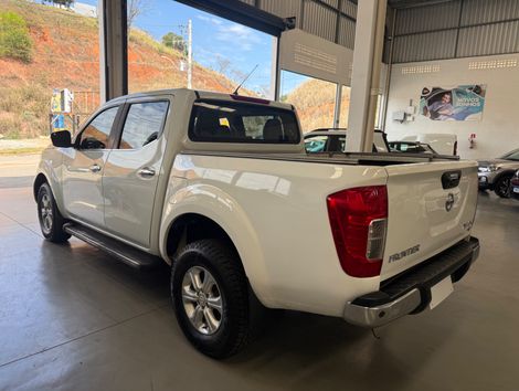 Nissan Frontier XE CD 4x4 2.3 Bi-TB Diesel Aut.