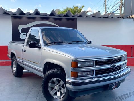 Chevrolet Silverado DLX 4.2 Diesel