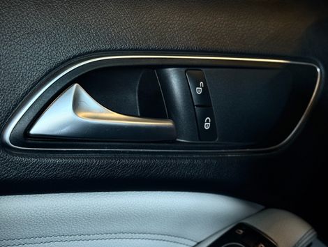 Mercedes GLA 200 Advance 1.6/1.6 TB 16V Flex Aut.