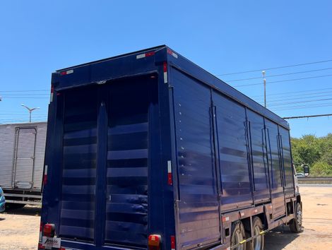 VOLKSWAGEN 17-180 Worker 3-Eixos 2p (diesel)